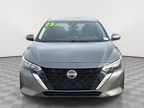 Used 2025 Nissan Sentra SV FWD image 4