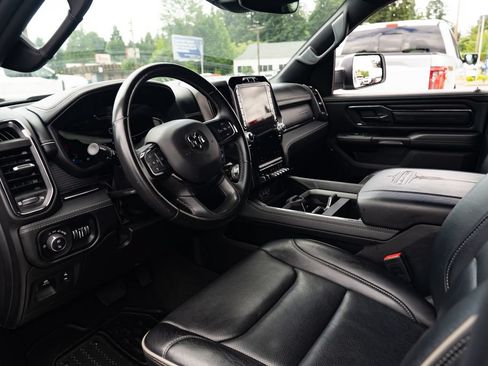 Used 2023 RAM 1500 Limited w/ Body Color Bumper Group AWD/4WD image 15