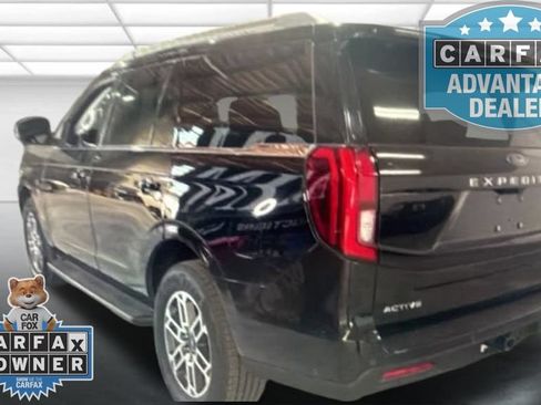 Used 2025 Ford Expedition Active RWD image 4