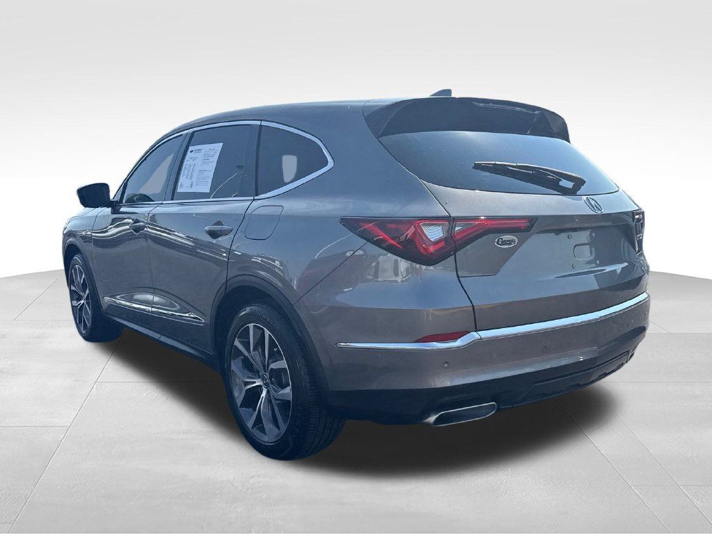 Used 2024 Acura MDX w/ Technology Package FWD image 3