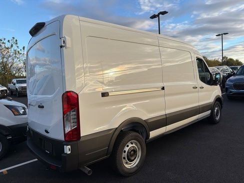 New 2025 Ford Transit 250 148 Medium Roof image 4