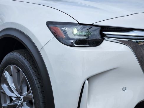 New 2026 MAZDA CX-90 3.3 Turbo w/ Preferred Package AWD/4WD image 28