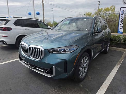 New 2026 BMW X5 xDrive40i AWD/4WD image 9
