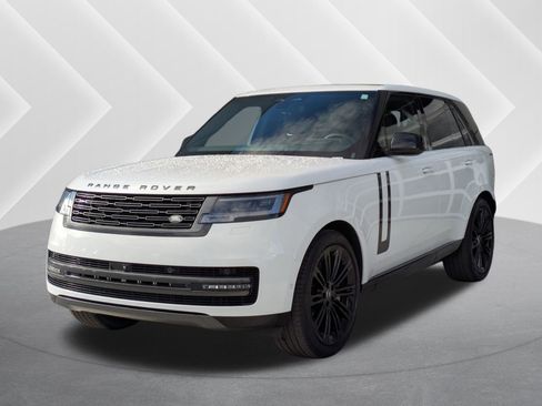 Used 2024 Land Rover Range Rover SE image 1