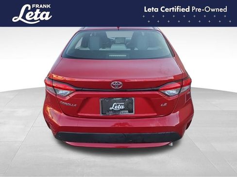 Used 2021 Toyota Corolla LE image 9