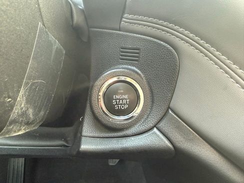 Certified 2025 Subaru Outback Onyx Edition image 12