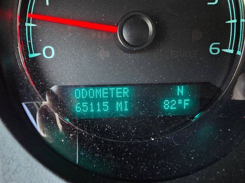 Used 2013 Chevrolet Avalanche LTZ AWD/4WD image 21