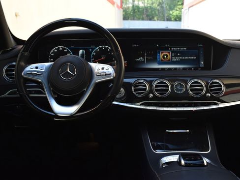 Used 2019 Mercedes-Benz S 450 Sedan image 22