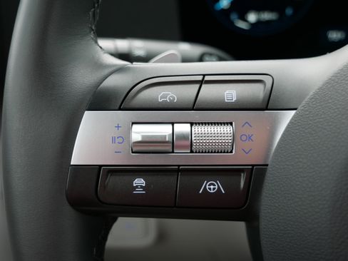 Certified 2024 Hyundai Kona SEL w/ Convenience Package FWD image 27