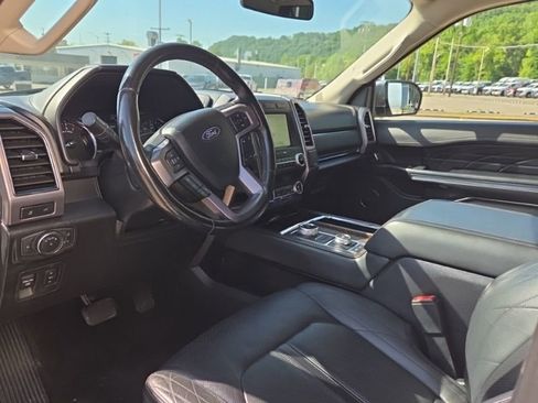 Used 2020 Ford Expedition Platinum AWD/4WD image 12