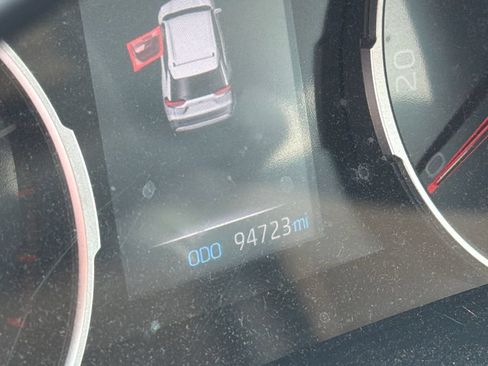 Used 2021 Toyota RAV4 XLE AWD/4WD image 19