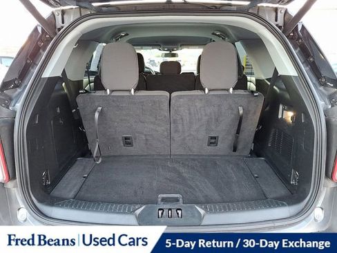 Certified 2022 Ford Explorer XLT w/ Class IV Trailer Tow Package image 32