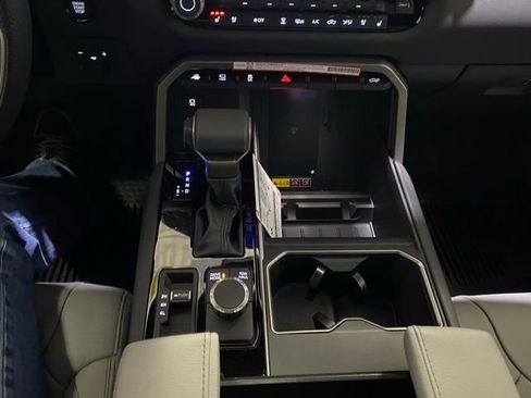 New 2026 Toyota Tundra Limited AWD/4WD image 21