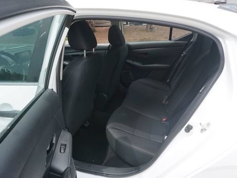 Used 2024 Nissan Sentra S FWD image 12