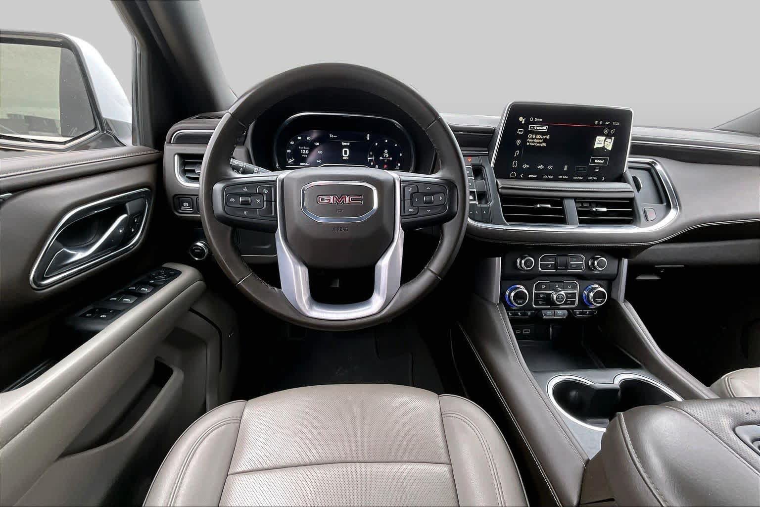 Used 2024 GMC Yukon SLT RWD image 6