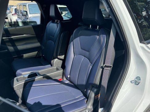 New 2026 INFINITI QX60 Sport w/ Dark Cargo Package image 17