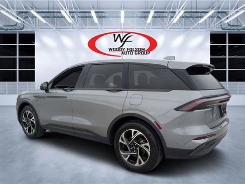 Used 2024 Lincoln Nautilus Premier w/ Jet Appearance Package AWD/4WD image 5