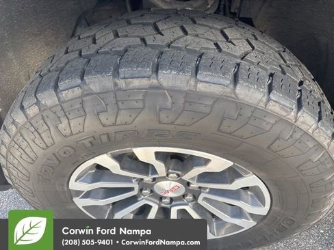 Used 2019 GMC Sierra 1500 AT4 w/ AT4 Premium Package image 8