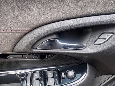 Used 2017 Chevrolet SS image 28