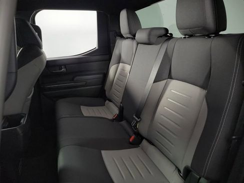 Used 2024 Toyota Tacoma TRD Sport AWD/4WD image 17