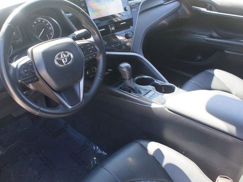 Used 2023 Toyota Camry SE w/ Audio Upgrade Package FWD image 13