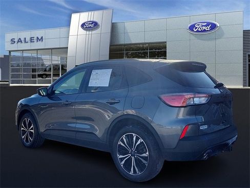 Certified 2022 Ford Escape SEL w/ SEL Stealth AWD Package image 4