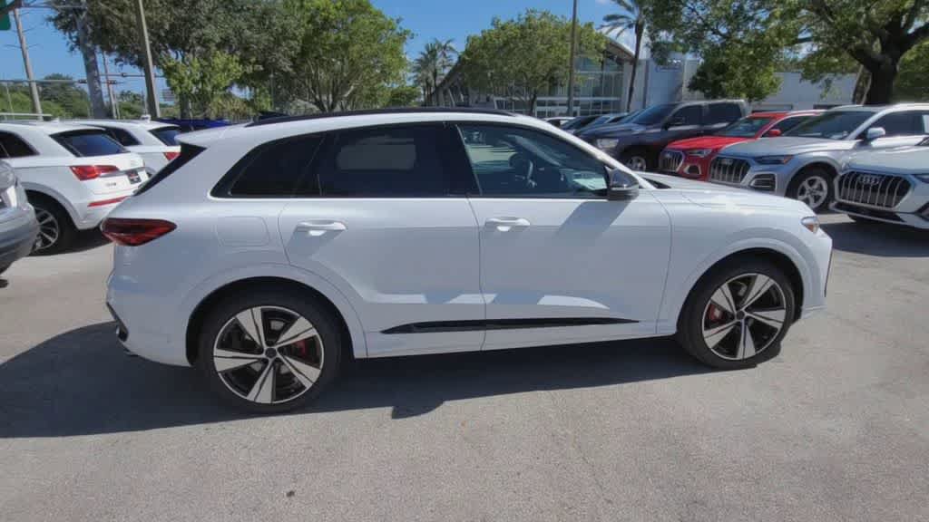 New 2026 Audi SQ5 Premium Plus AWD/4WD image 2