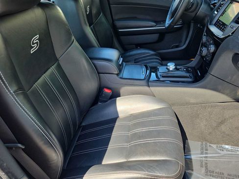 Used 2023 Chrysler 300 S RWD image 18