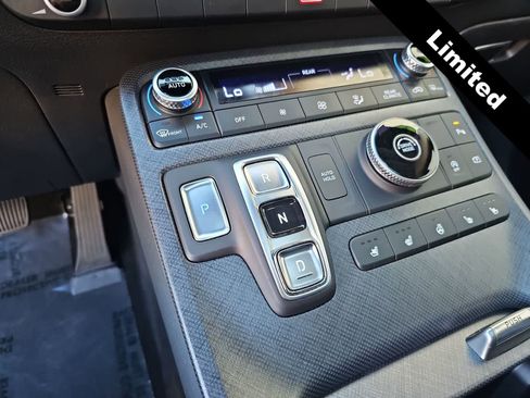 Used 2023 Hyundai Palisade Limited image 21