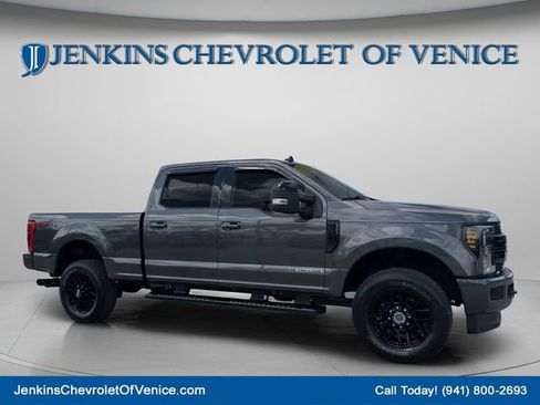 Used 2019 Ford F250 Lariat w/ Lariat Ultimate Package AWD/4WD image 2