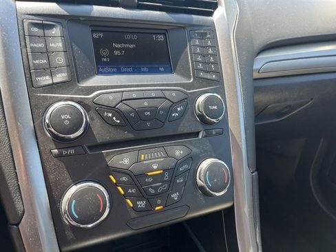 Used 2017 Ford Fusion S image 17