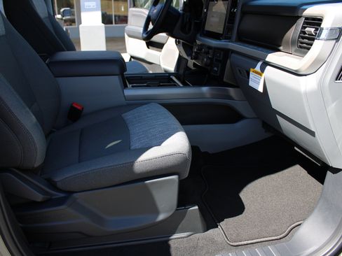 New 2026 Ford F250 XLT w/ XLT Premium Package image 14