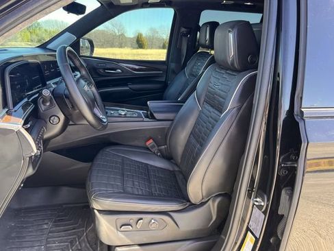 Certified 2024 Cadillac Escalade Sport Platinum image 23