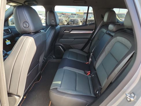 New 2026 GMC Terrain AT4 image 9