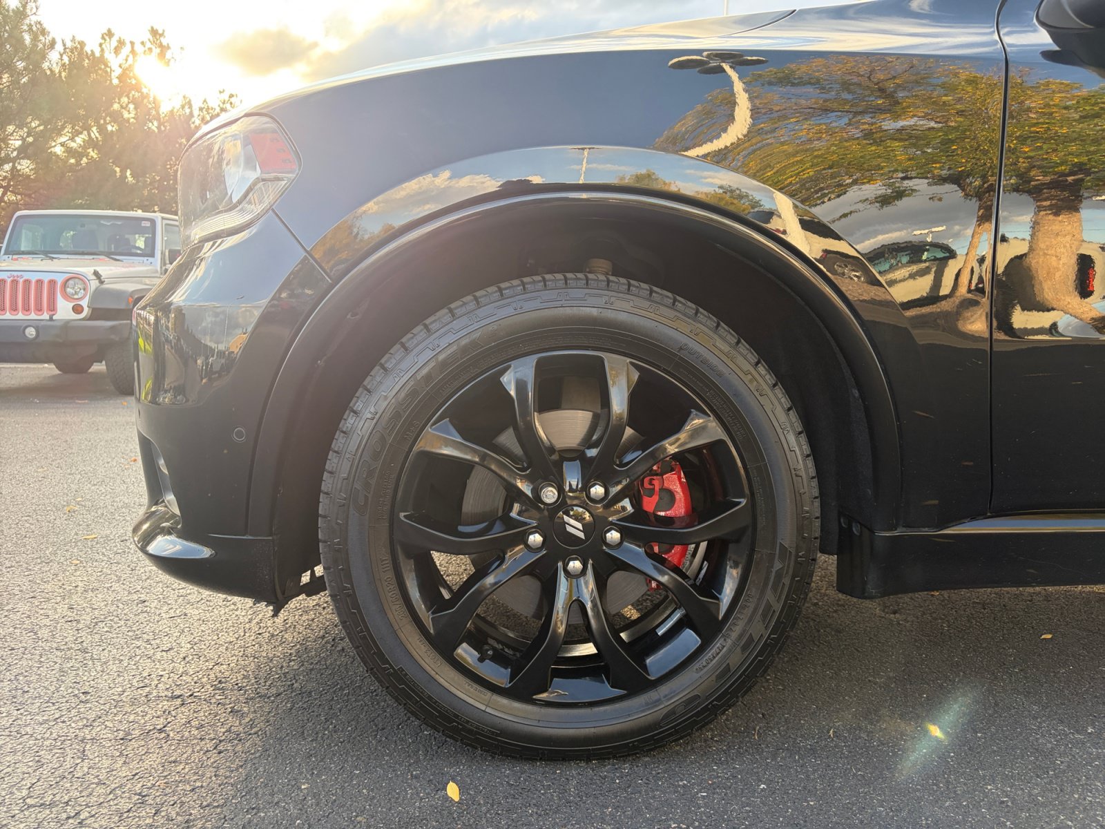 Used 2019 Dodge Durango R/T w/ Blacktop Package AWD/4WD image 10