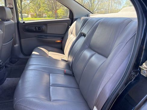Used 1993 Dodge Intrepid ES image 10