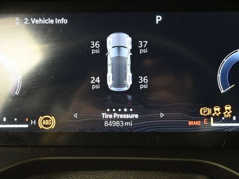 Used 2023 Jeep Grand Cherokee Limited AWD/4WD image 8