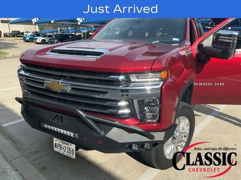 Used 2020 Chevrolet Silverado 3500 High Country w/ Technology Package image 35