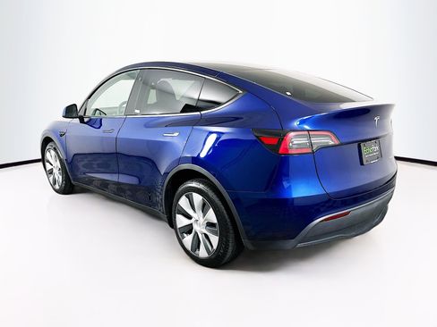 Used 2023 Tesla Model Y Long Range image 5