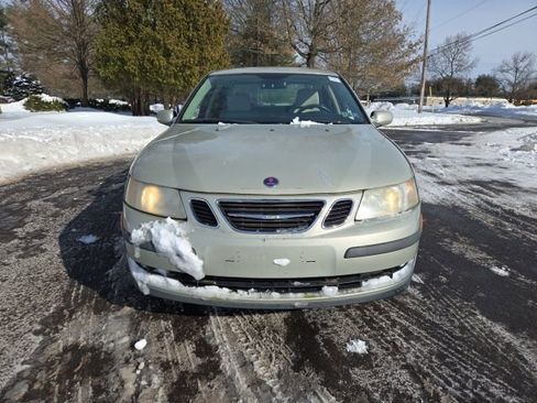 Used 2005 Saab 9-3 Linear image 2