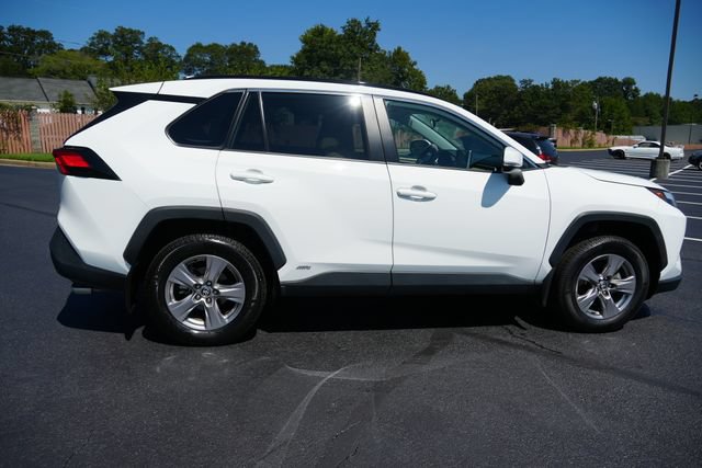 Used 2024 Toyota RAV4 XLE w/ Convenience Package AWD/4WD image 9