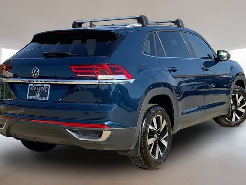 Certified 2022 Volkswagen Atlas Cross Sport SE FWD image 2
