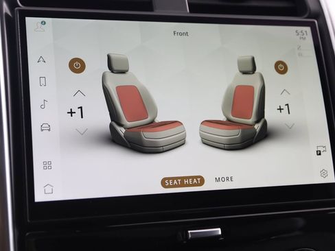 Used 2023 Land Rover Discovery S R-Dynamic image 9