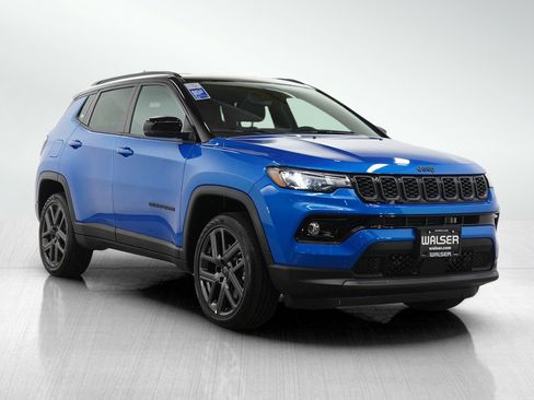 Used 2026 Jeep Compass Limited image 7