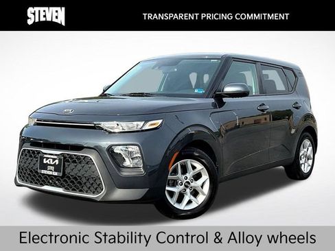 Used 2021 Kia Soul S FWD image 3