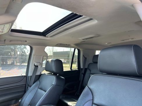 Used 2019 Chevrolet Tahoe Premier image 17