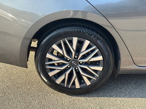 Certified 2023 Nissan Altima 2.5 SV image 17