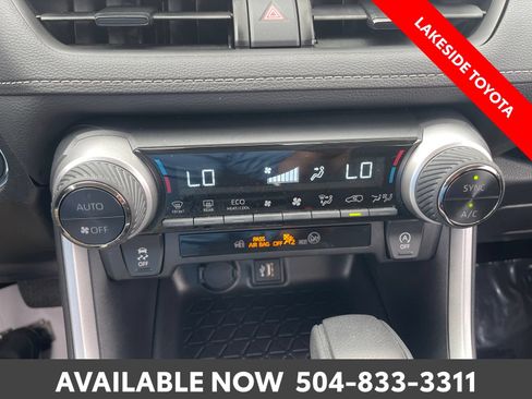 Certified 2025 Toyota RAV4 XLE FWD image 33