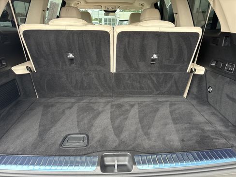 Used 2023 Mercedes-Benz GLS 450 4MATIC w/ AMG Line Exterior image 13