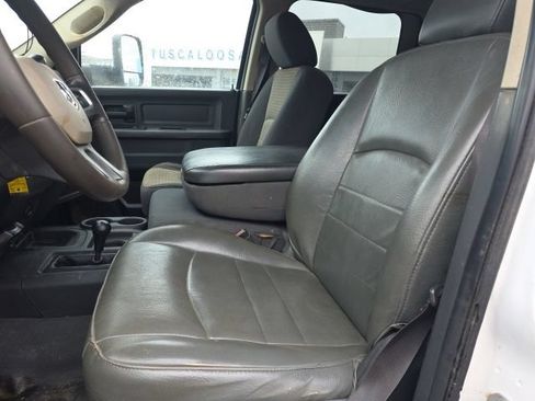 Used 2011 RAM 3500 ST AWD/4WD image 9